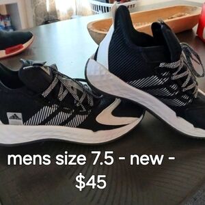 Mens Tennis Shoes